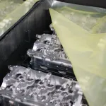 Componentes del motor en estiba: asegurados con láminas ZERUST VCI.