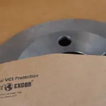 Vista detallada de la protección multimetal del papel Kraft Poly VCI