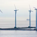Turbinas eólicas que utilizan cápsulas de vapor ZERUST para la prevención de la corrosión en los gabinetes eléctricos.