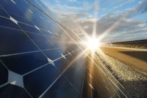 Los paneles de energÃ­a solar estÃ¡n protegidos con la grasa antioxidante Spray-G para evitar la corrosiÃ³n.